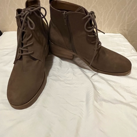 Lucky Brand Tan Suede Booties - Picture 1 of 14